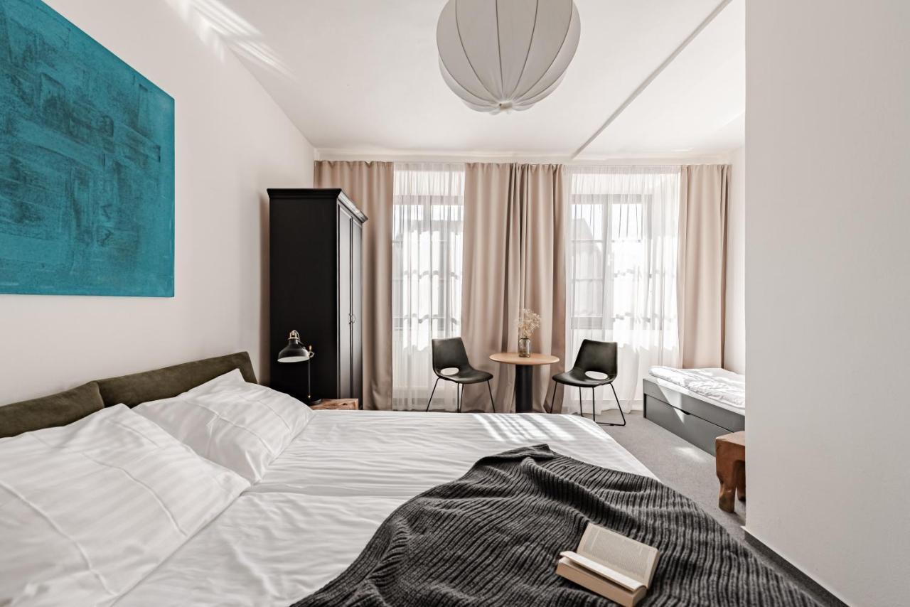 Hotel Pivonka Славонице Экстерьер фото